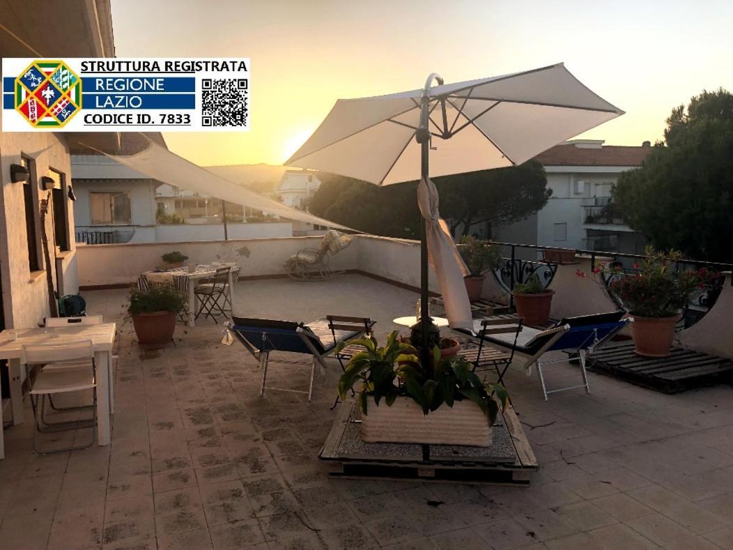 Attico Terramare - Beach & Maxi Terrace & Electricbbq Santa Marinella Exterior photo