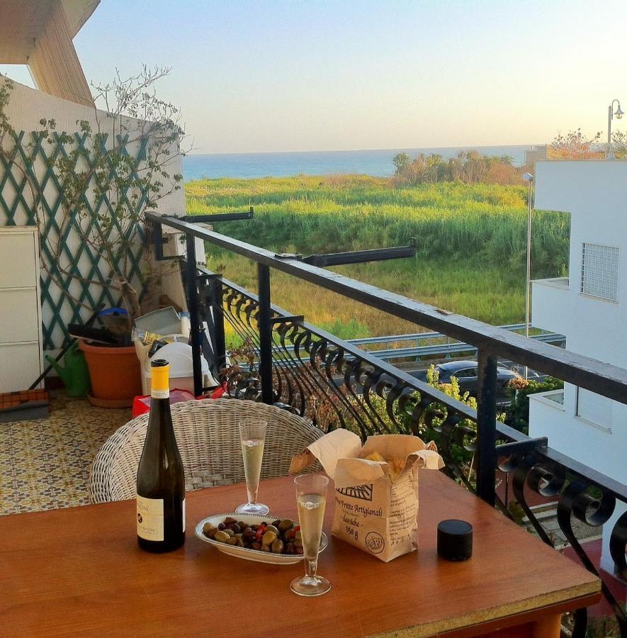Attico Terramare - Beach & Maxi Terrace & Electricbbq Santa Marinella Exterior photo